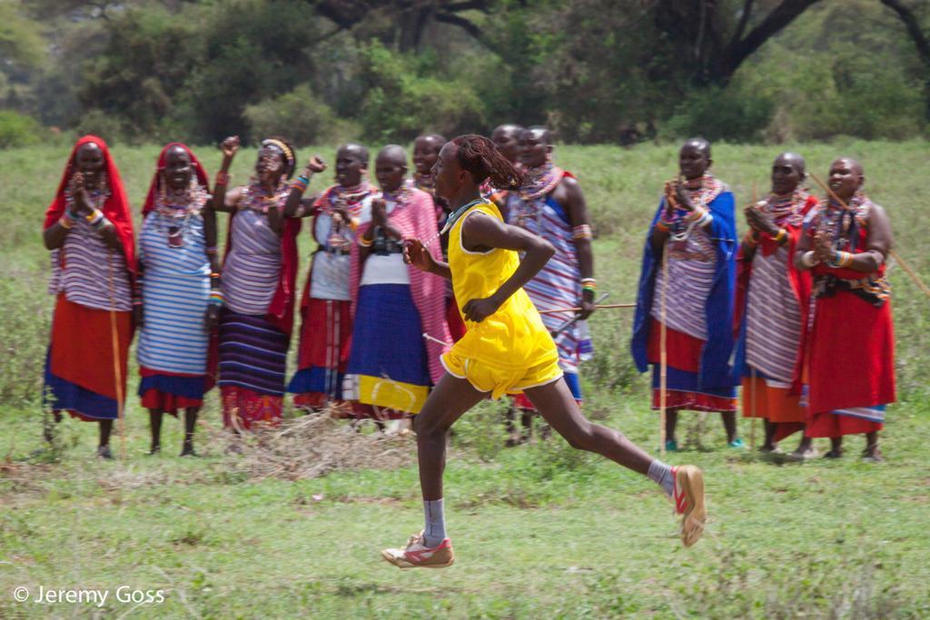 141217 1 3 Warriors Do Battle at the Maasai Olympics