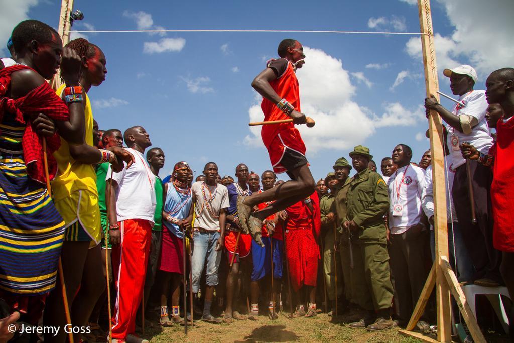 141217 1 5 Warriors Do Battle at the Maasai Olympics